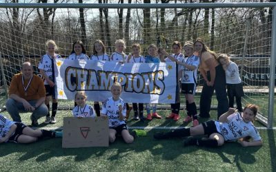 MO11-1 Ongeslagen Kampioen!
