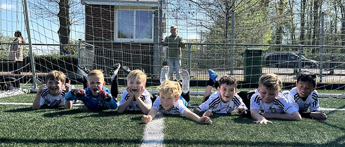 Uitwedstrijd JO8-5