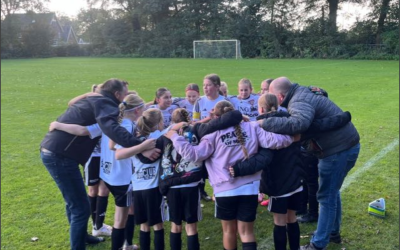 Inhaalwedstrijd tegen koploper Oranje Nassau
