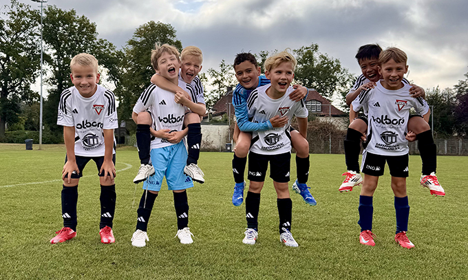 Sparta JO9-5 begint seizoen met spektakelstuk!