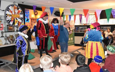 Sinterklaas op bezoek bij de jongste jeugd