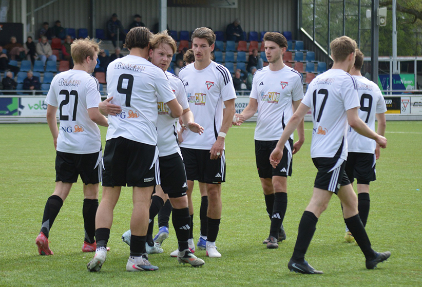 Sparta grijpt laatste strohalm door winst op DOS ’37